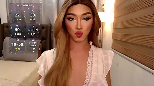 Snapshot of Local_Hoelyx chatting on January 2, 2025, 1:30 pm Local Hoelyx online show from January 2, 2025, 1:30 pm