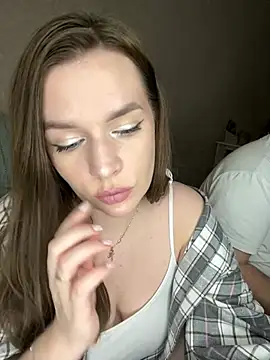 Snapshot of HellMoor chatting on January 26, 2025, 7:20 pm HellMoor online show from January 26, 2025, 7:20 pm