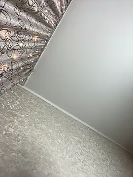 Snapshot of HellMoor chatting on February 5, 2025, 5:20 am HellMoor online show from February 5, 2025, 5:20 am