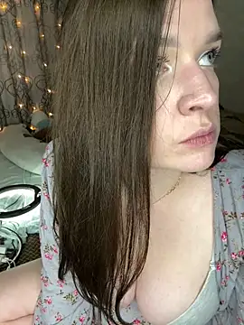 Snapshot of HellMoor chatting on March 2, 2025, 12:11 pm HellMoor online show from March 2, 2025, 12:11 pm