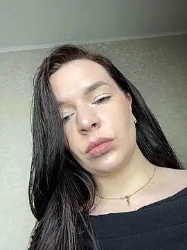 Snapshot of HellMoor chatting on October 2, 2025, 12:12 pm HellMoor online show from October 2, 2025, 12:12 pm