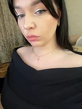 Snapshot of HellMoor chatting on November 17, 2025, 9:48 am HellMoor online show from November 17, 2025, 9:48 am