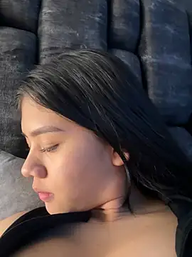 Snapshot of Alhanna_ chatting on February 5, 2025, 8:25 pm Alhanna online show from February 5, 2025, 8:25 pm