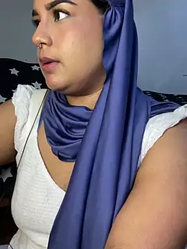 Snapshot of Maryam_yamal chatting on January 22, 2025, 11:32 pm Maryam yamal online show from January 22, 2025, 11:32 pm