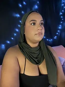 Snapshot of Maryam_yamal chatting on November 22, 2025, 8:19 pm Maryam yamal online show from November 22, 2025, 8:19 pm