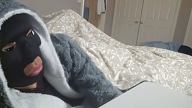 AmateurGuy23 online show from September 10, 2025, 7:14 pm