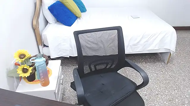 Snapshot of emiliaa_hot chatting on February 5, 2025, 1:04 am emiliaa hot online show from February 5, 2025, 1:04 am