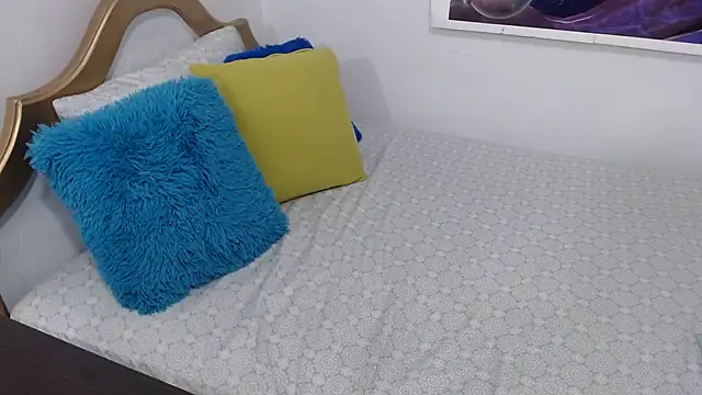 Snapshot of emiliaa_hot chatting on February 15, 2025, 9:26 pm emiliaa hot online show from February 15, 2025, 9:26 pm