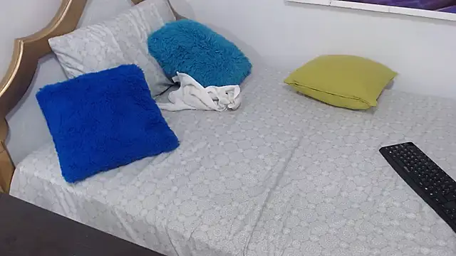 Snapshot of emiliaa_hot chatting on February 24, 2025, 7:52 pm emiliaa hot online show from February 24, 2025, 7:52 pm