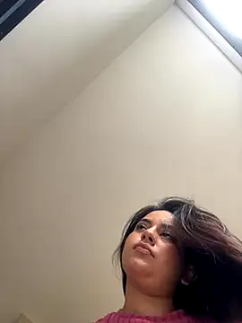 susy angel online show from December 15, 2025, 7:18 pm