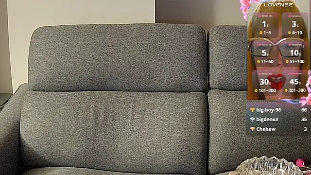 Snapshot of TittyLandQuebec chatting on March 17, 2025, 6:07 am TittyLandQuebec online show from March 17, 2025, 6:07 am