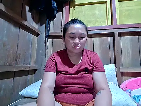 LalaiAsian online show from October 18, 2025, 10:27 am