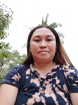 LalaiAsian online show from December 2, 2025, 8:08 am