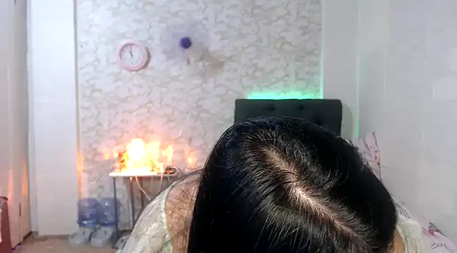 Snapshot of Hebefemme chatting on February 8, 2025, 3:00 pm Hebefemme online show from February 8, 2025, 3:00 pm