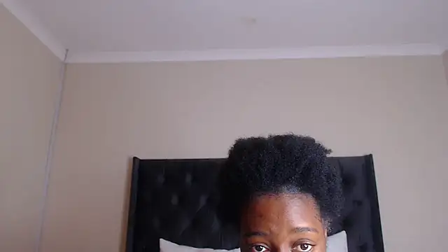 Sexynaughty Gal online show from March 23, 2025, 12:36 am