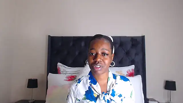 Sexynaughty Gal online show from February 17, 2026, 9:10 pm