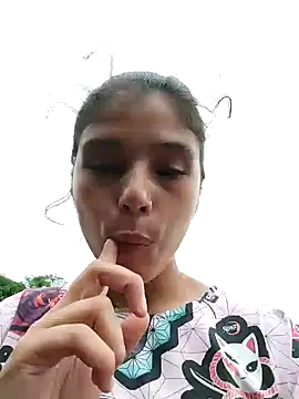 mariamac420 online show from February 15, 2025, 5:39 pm