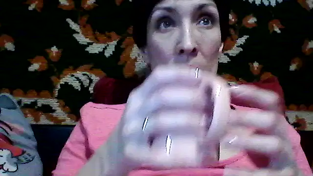 SunnyAmorre online show from January 8, 2026, 11:34 am