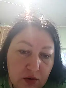 Snapshot of Rini333 chatting on September 22, 2025, 4:47 am Rini333 online show from September 22, 2025, 4:47 am