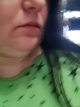 Snapshot of Rini333 chatting on October 12, 2025, 12:59 pm Rini333 online show from October 12, 2025, 12:59 pm