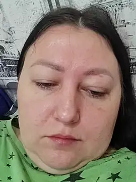 Snapshot of Rini333 chatting on October 16, 2025, 11:11 am Rini333 online show from October 16, 2025, 11:11 am