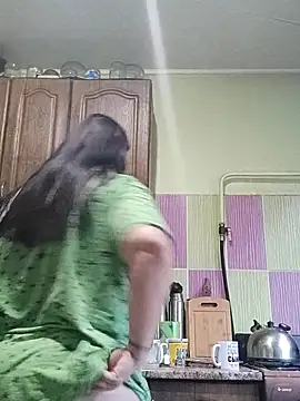 Snapshot of Rini333 chatting on October 26, 2025, 11:38 am Rini333 online show from October 26, 2025, 11:38 am