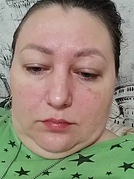 Snapshot of Rini333 chatting on October 30, 2025, 6:48 am Rini333 online show from October 30, 2025, 6:48 am