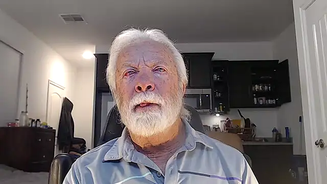 Snapshot of rockpoint69 chatting on December 20, 2024, 7:01 am rockpoint69 online show from December 20, 2024, 7:01 am