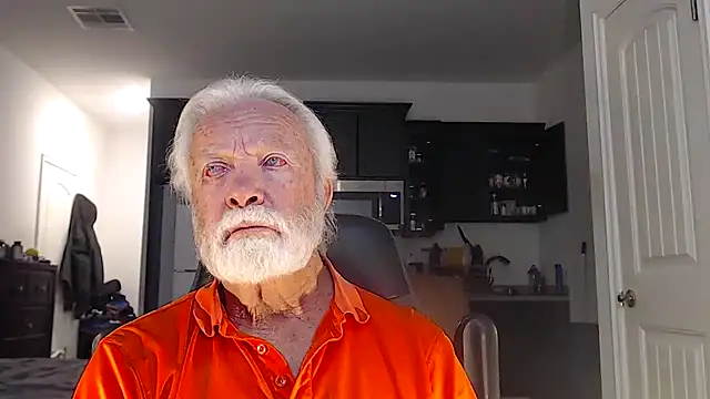 Snapshot of rockpoint69 chatting on December 24, 2024, 6:55 am rockpoint69 online show from December 24, 2024, 6:55 am