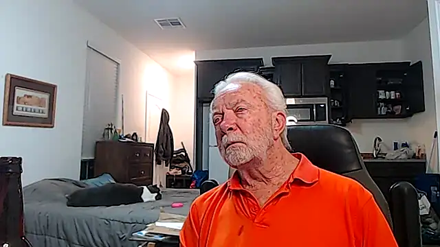 Snapshot of rockpoint69 chatting on October 25, 2025, 1:13 am rockpoint69 online show from October 25, 2025, 1:13 am