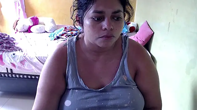 yulieth bbw online show from January 24, 2025, 12:41 pm