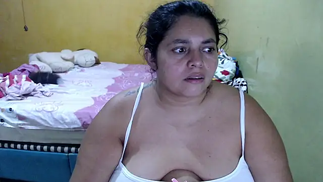 yulieth bbw online show from July 16, 2026, 12:38 am