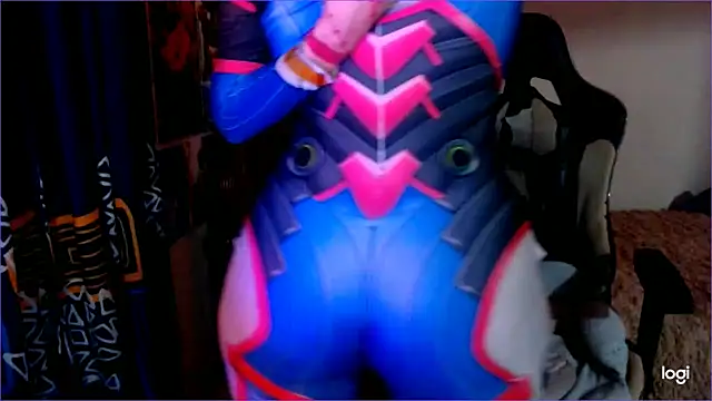 Snapshot of JINX_26 chatting on December 13, 2024, 1:37 am JINX 26 online show from December 13, 2024, 1:37 am