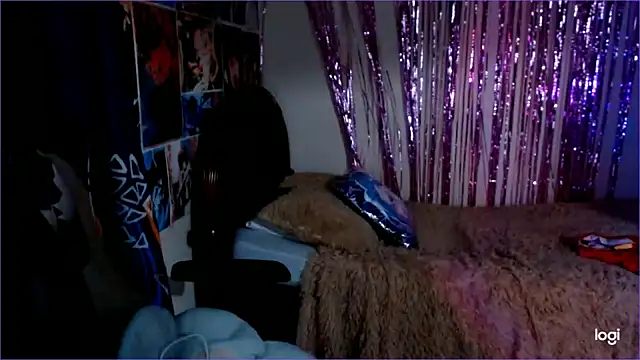 Snapshot of JINX_26 chatting on February 9, 2025, 11:36 pm JINX 26 online show from February 9, 2025, 11:36 pm