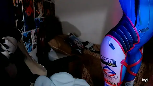 Snapshot of JINX_26 chatting on March 5, 2025, 8:10 pm JINX 26 online show from March 5, 2025, 8:10 pm