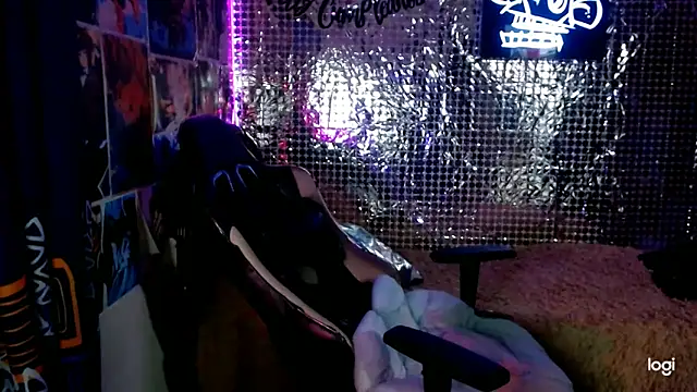 Snapshot of JINX_26 chatting on September 30, 2025, 11:54 pm JINX 26 online show from September 30, 2025, 11:54 pm