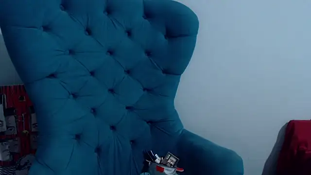 Snapshot of alexandra_zaryanova chatting on January 17, 2025, 6:33 pm alexandra zaryanova online show from January 17, 2025, 6:33 pm