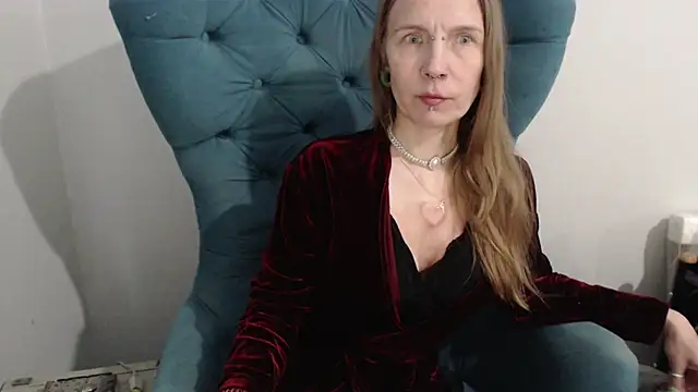 alexandra zaryanova online show from May 29, 2026, 12:14 pm