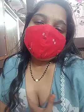 Snapshot of lovely-latha chatting on May 26, 2026, 2:35 pm lovely-latha online show from May 26, 2026, 2:35 pm