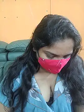 Snapshot of lovely-latha chatting on May 27, 2026, 2:08 am lovely-latha online show from May 27, 2026, 2:08 am