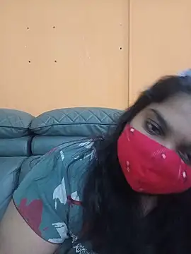 Snapshot of lovely-latha chatting on June 2, 2026, 1:29 am lovely-latha online show from June 2, 2026, 1:29 am