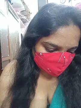Snapshot of lovely-latha chatting on June 2, 2026, 4:09 pm lovely-latha online show from June 2, 2026, 4:09 pm