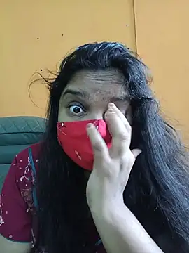 Snapshot of lovely-latha chatting on June 7, 2026, 2:16 am lovely-latha online show from June 7, 2026, 2:16 am