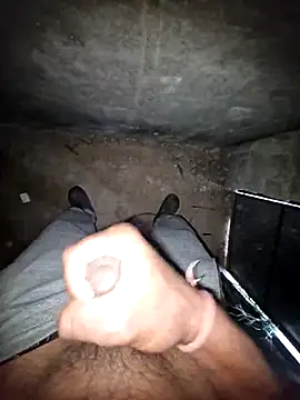 breejs online show from November 26, 2025, 4:35 am