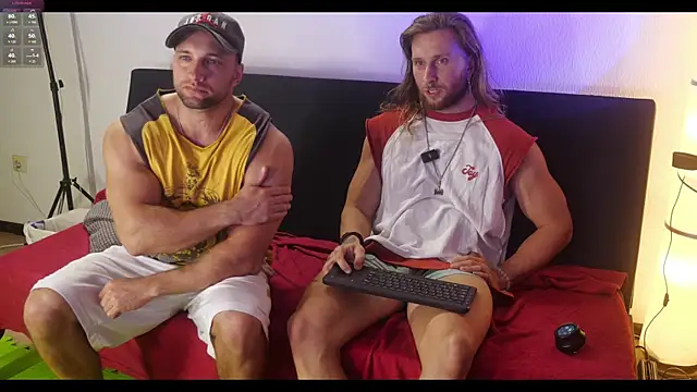 Snapshot of michaelbradleu chatting on September 27, 2025, 8:03 pm michaelbradleu online show from September 27, 2025, 8:03 pm