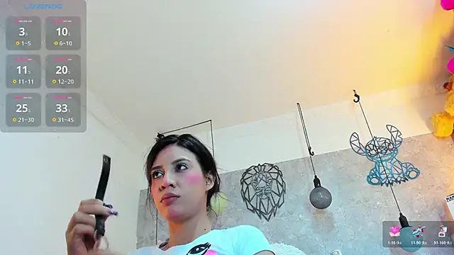 Rebeca xs online show from February 2, 2026, 8:29 pm