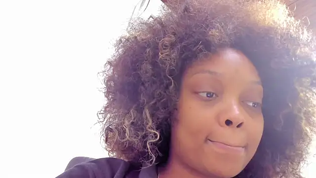 sweetlinddsay online show from February 28, 2025, 3:26 am