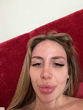 AshleySinn online show from February 25, 2025, 2:00 pm