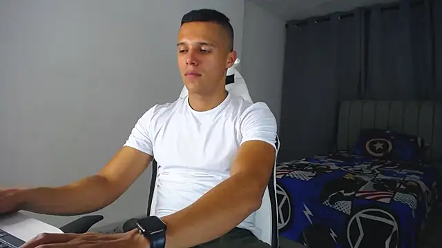 DavidAngell7 online show from March 23, 2025, 6:16 am