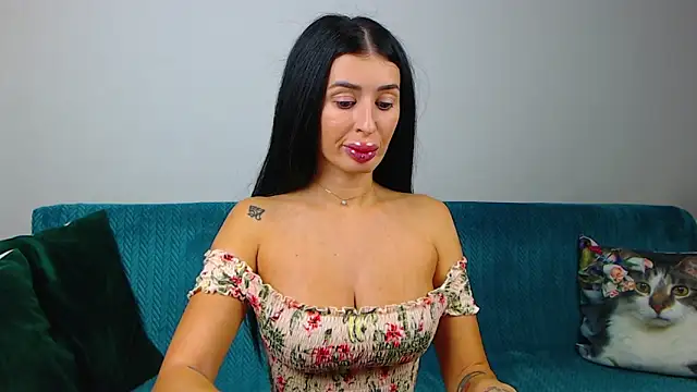 Snapshot of SaraDaisy chatting on September 26, 2025, 5:06 pm SaraDaisy online show from September 26, 2025, 5:06 pm